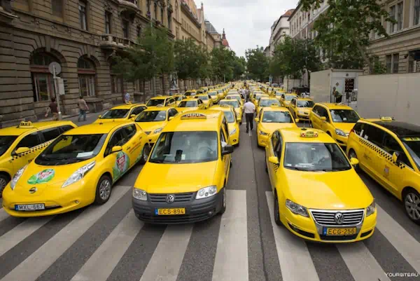 Детальніше про статтю Як відкрити службу таксі?